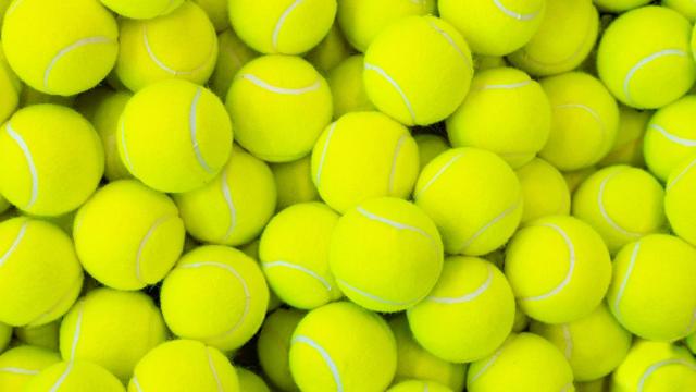 En Cataluña se consumen tres millones de pelotas de tenis y pádel al año. Esto se traduce en 200 toneladas de residuo.