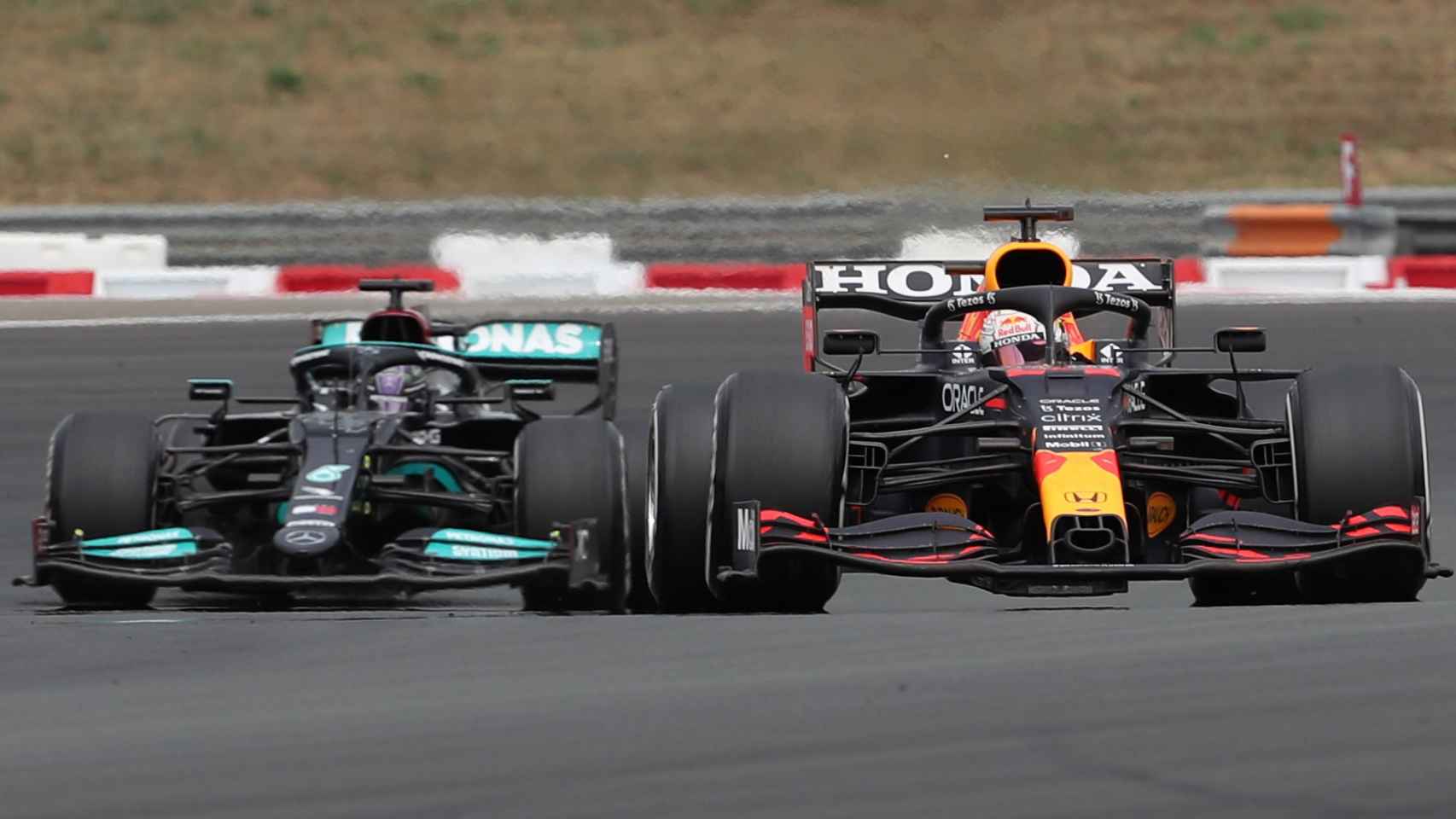 Verstappen adelanta a Lewis Hamilton en el GP de Francia