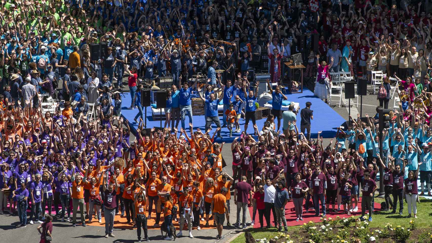 Más de 4.000 personas asistieron al 'hackaton' en la plaza Cibeles/Neptuno en mayo de 2019 organizado por Los18.org.