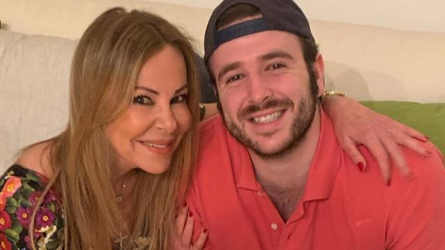 Ana Obregón junto a su hijo en una imagen de sus redes sociales.