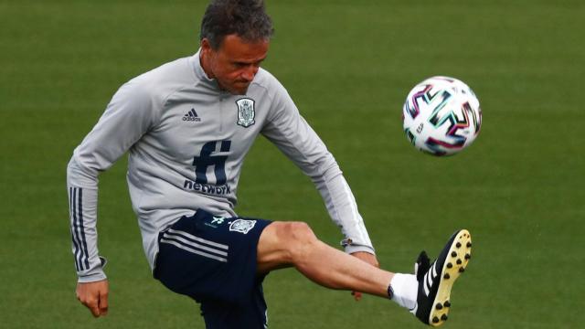 Luis Enrique, durante un entrenamiento con la Selección