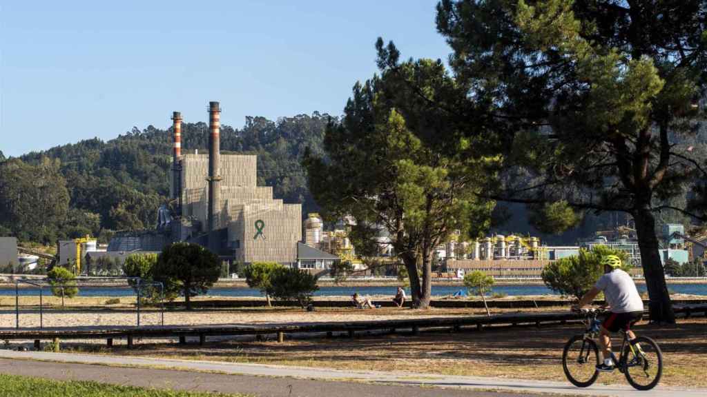 La Audiencia Nacional delibera sobre el futuro de Ence en la ría de Pontevedra