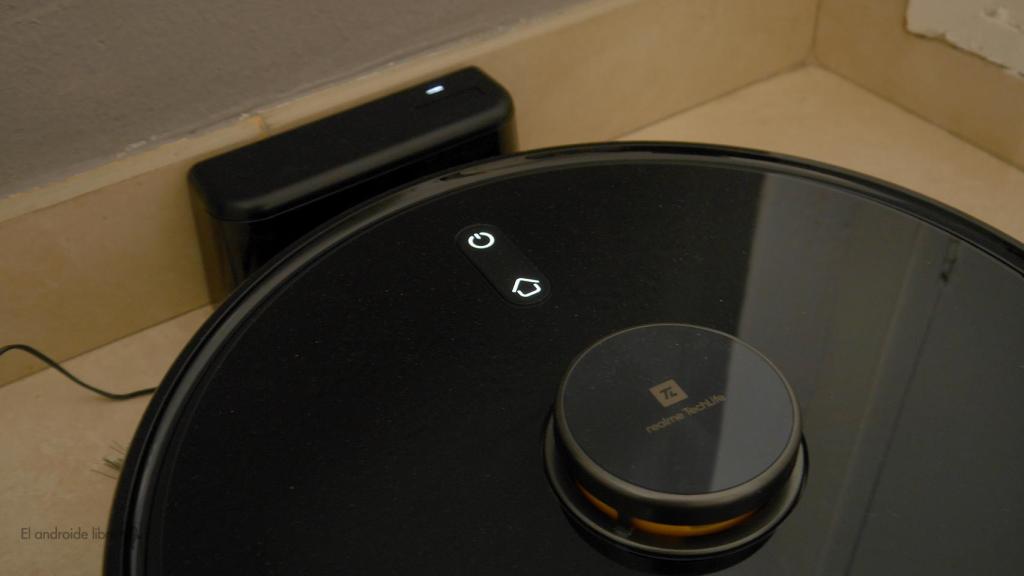 realme Techlife Robot Vacuum