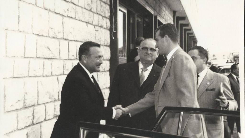 El príncipe Juan Carlos,  en el hotel.