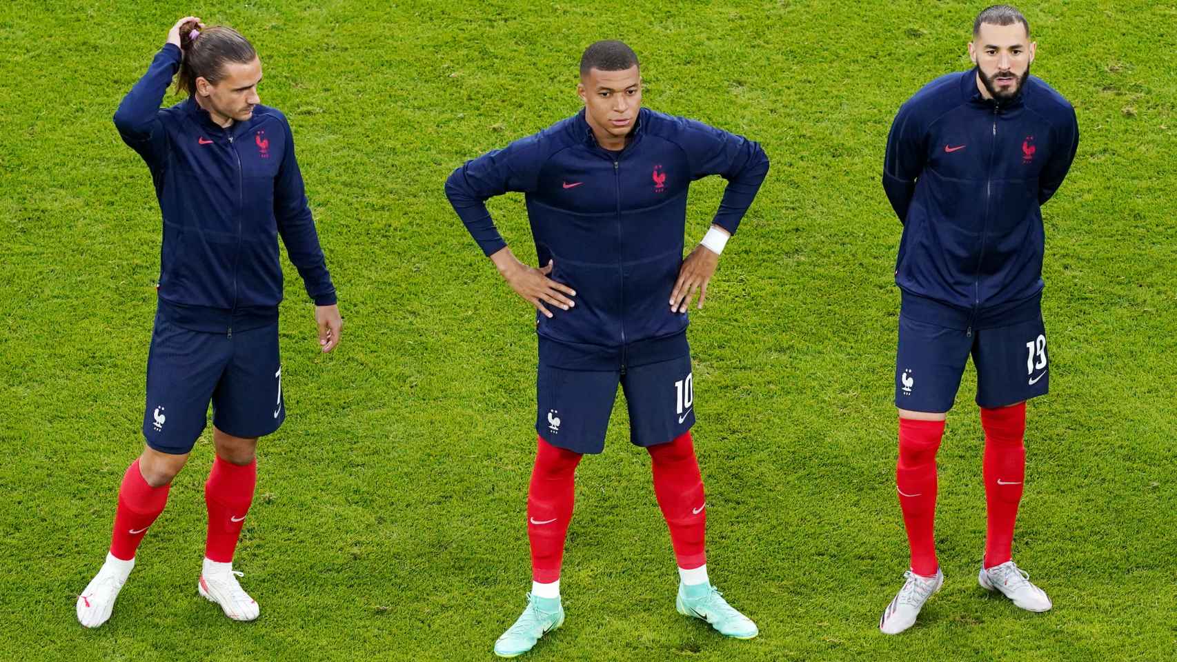 Griezmann, Mbappé y Benzema, con Francia