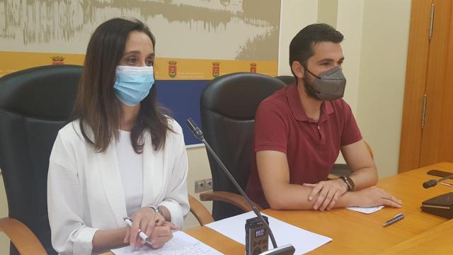 Rueda de prensa de Sergio de la Llave y Flora Bellón.