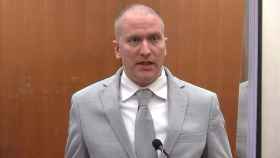 Derek Chauvin, durante la sesión del juicio donde se ha dictado su sentencia.