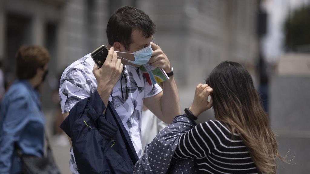 Deja de ser obligatoria la mascarilla al aire libre.