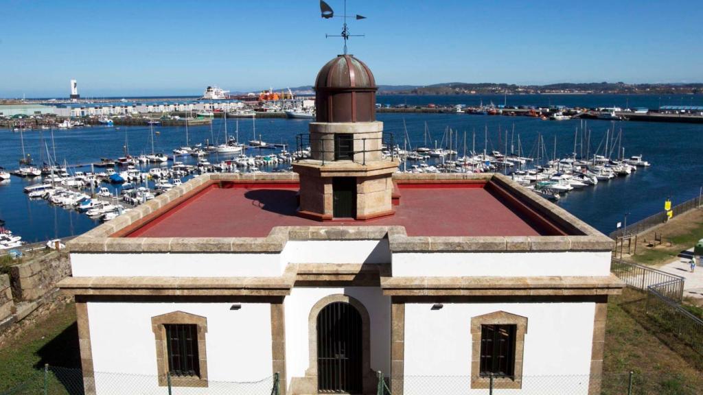 Faro de Oza (Concello de A Coruña)
