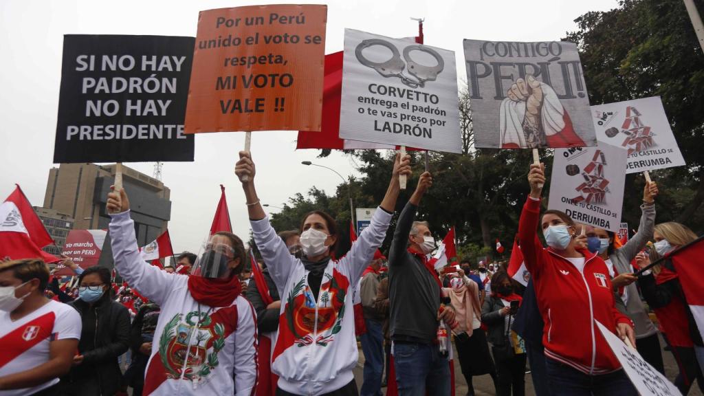 Manifestación en apoyo a Keiko Fujimori, Lima, Perú.