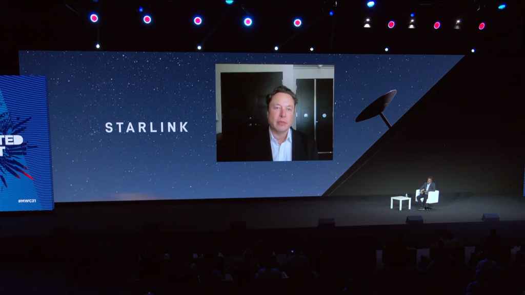 Elon Musk, conectado por videoconferencia al MWC 2021