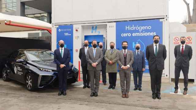 Inauguración de la primera estación de hidrógeno en España
