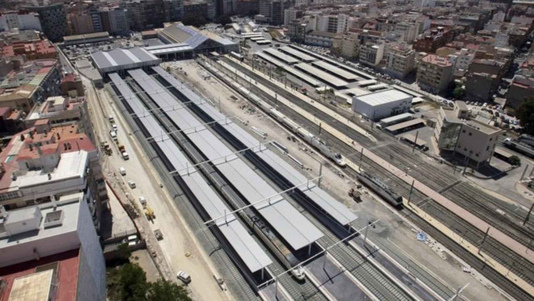 Panorámica de la estación de Alicante.