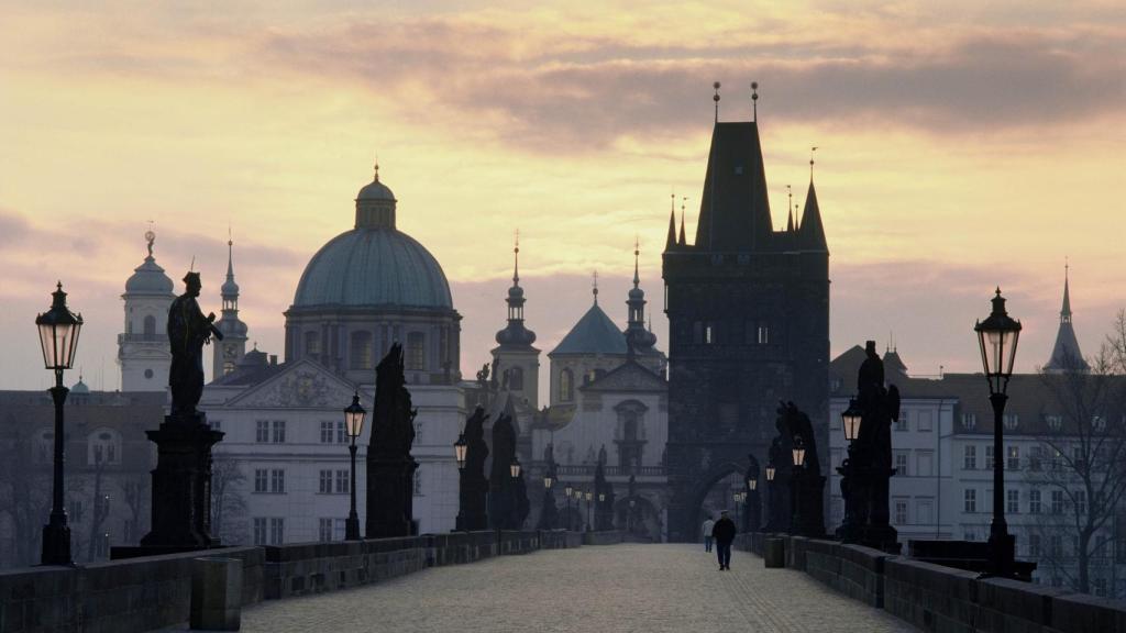 Imagen del puente de Carlos, en Praga.