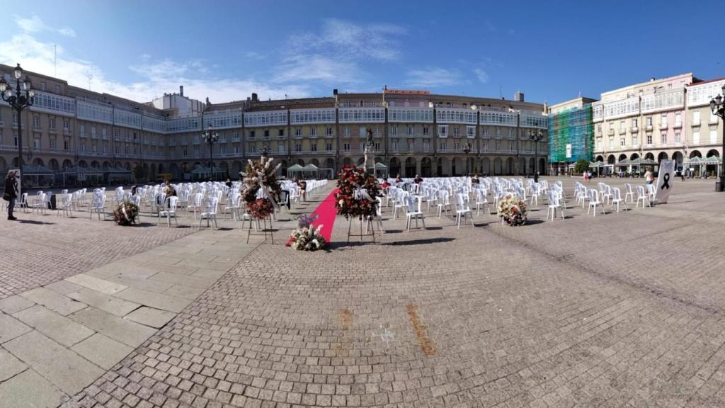 Luto de la Policía Local de A Coruña en María Pita cuando se cumplen 31 días de protesta