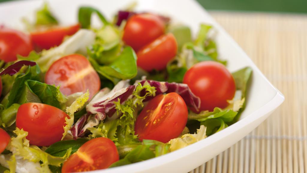 Una ensalada mixta.