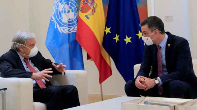 El presidente del Gobierno, Pedro Sánchez, reunido con el secretario general de Naciones Unidas, António Guterres.