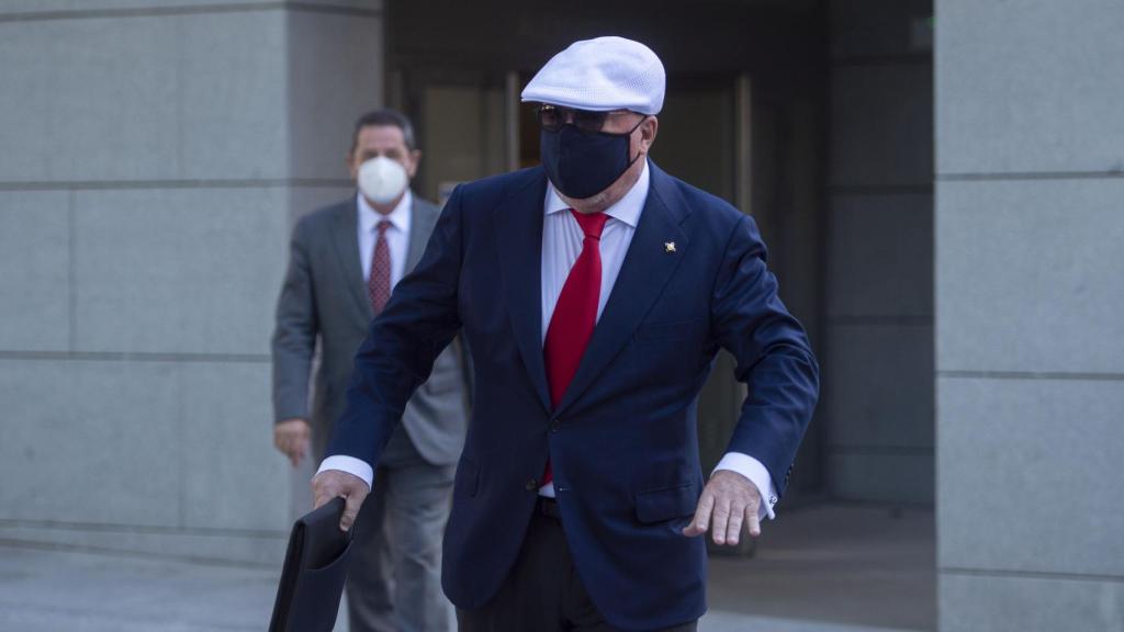 El excomisario José Manuel Villarejo a las puertas de la Audiencia Nacional.