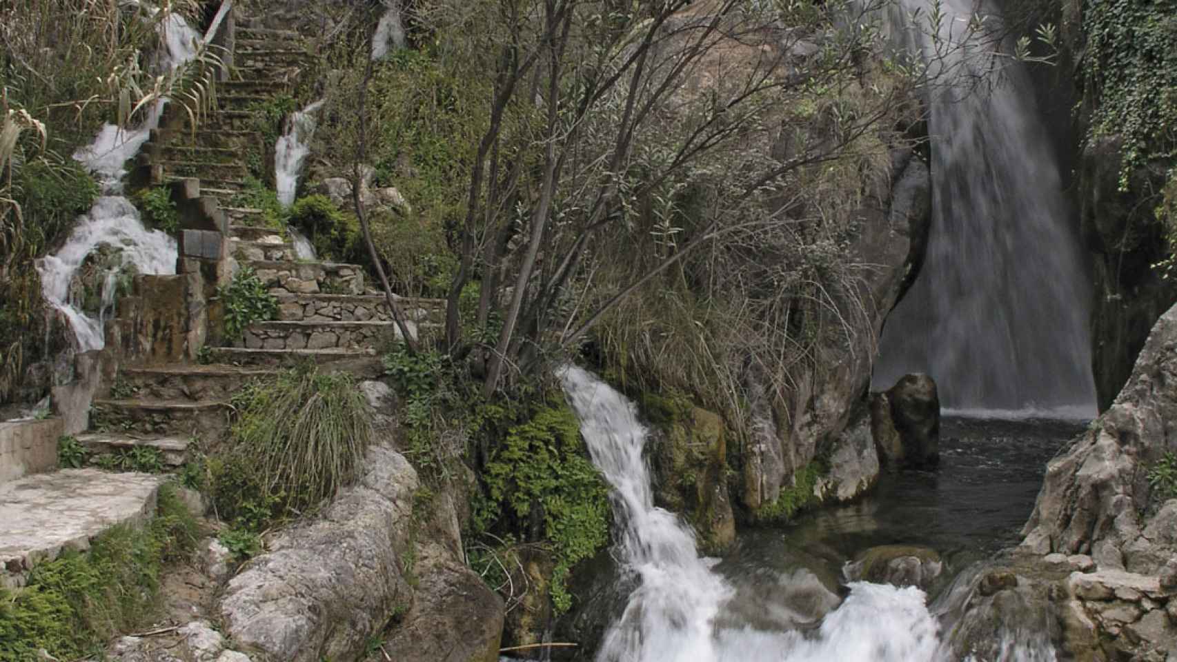 Las Fuentes del Algar son uno de los sitios más visitado de Callosa.