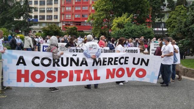 Protesta contra la ampliación del CHUAC.