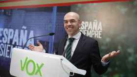 Jorge Buxadé, vicepresidente de Acción Política de Vox, ha confirmado la abstención de su formación.