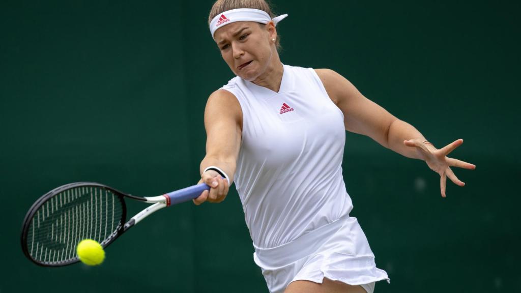 Muchova en su partido en Wimbledon contra Badosa