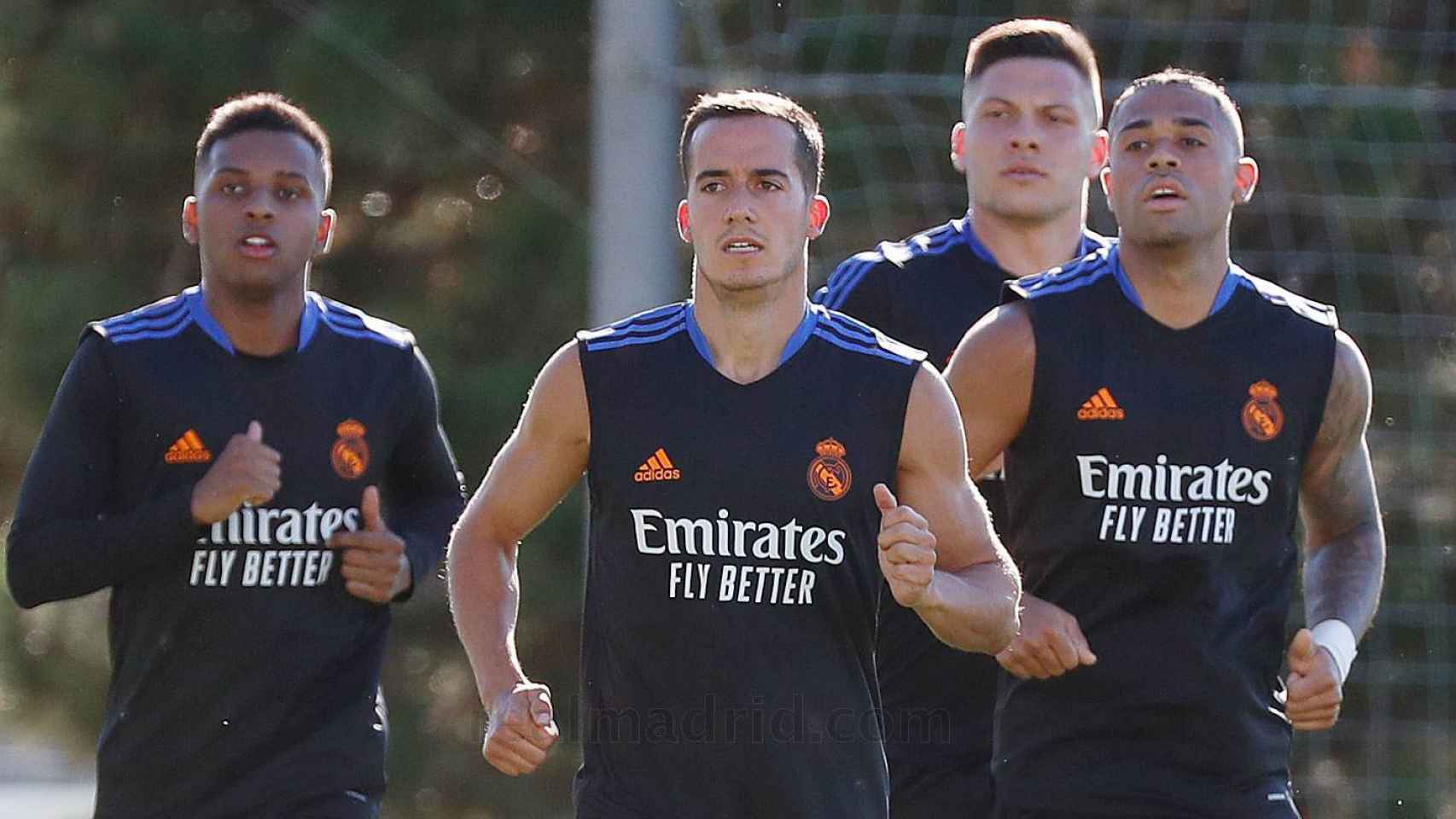 Rodrygo, Lucas Vázquez, Jovic y Mariano, realizando carrera en el entrenamiento del Real Madrid