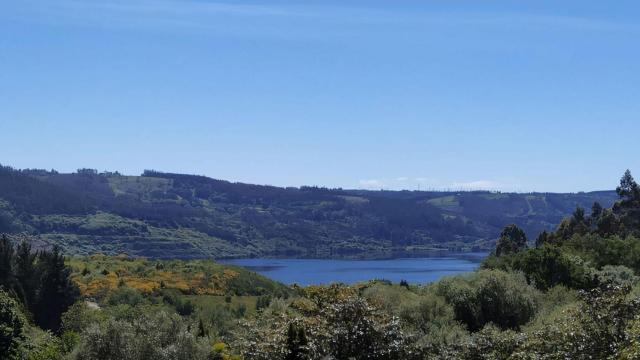 Lago de Meirama. Vista periférica.