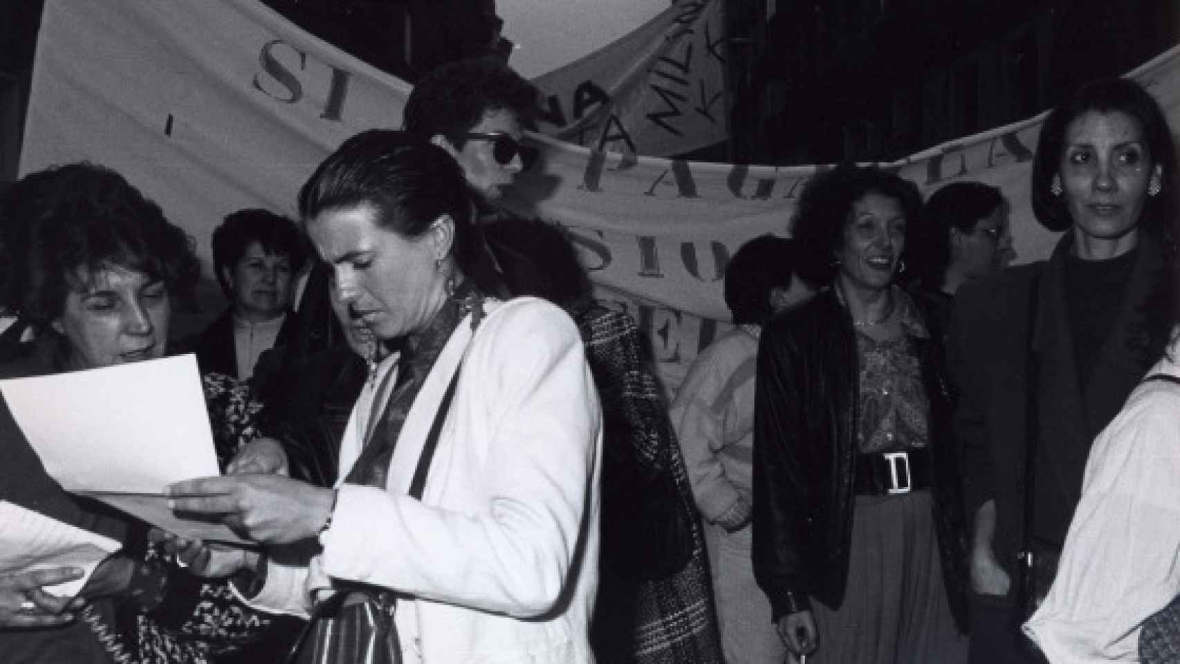 Ana María Pérez (a la izquierda) durante una manifestación.