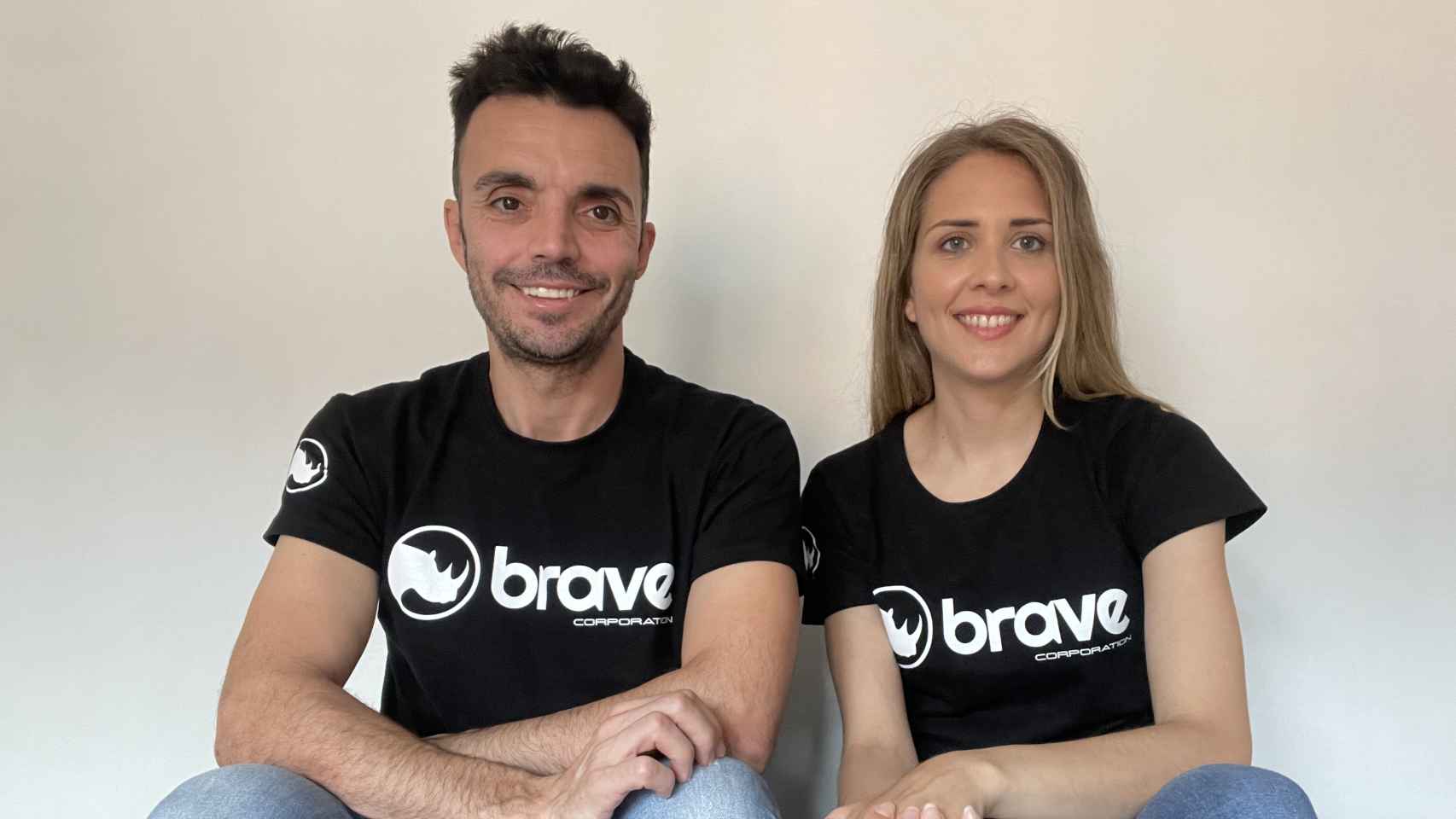 Javier Gutiérrez (CEO) y Saioa Arrizabalaga (CMO) de Brave Corporation.