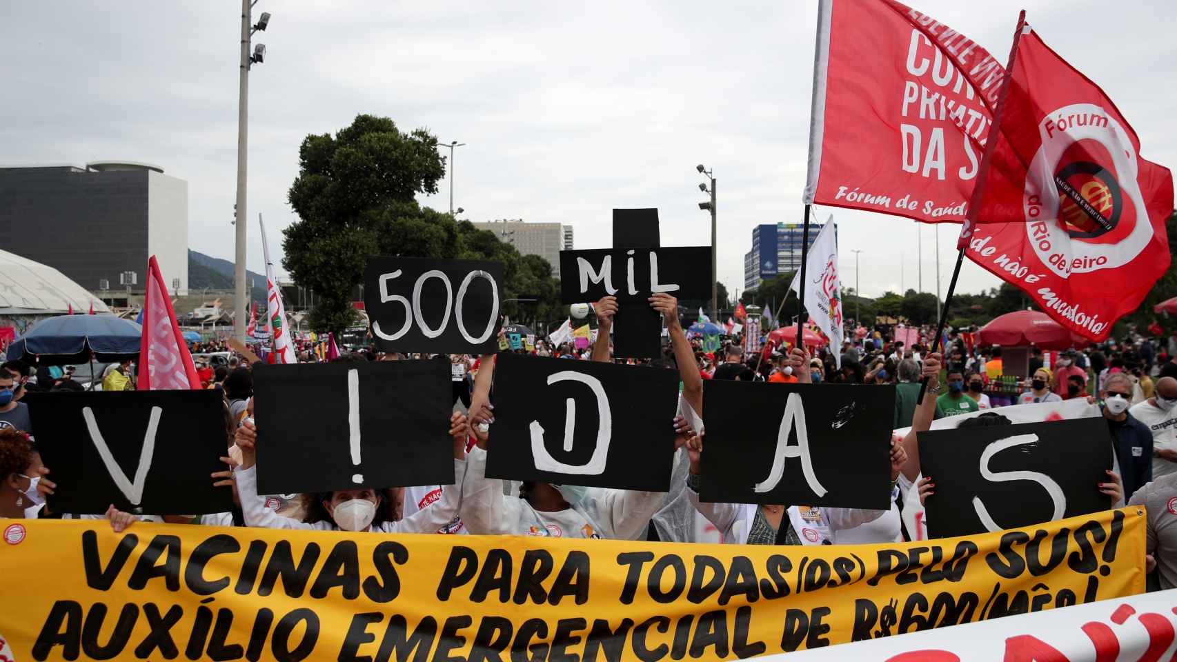 Protestas en Río de Janeiro contra la gestión de la pandemia de Jair Bolsonaro.