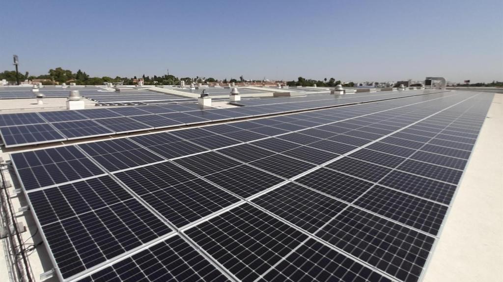 Iberdrola construirá y operará para Lactalis una planta fotovoltaica de autoconsumo