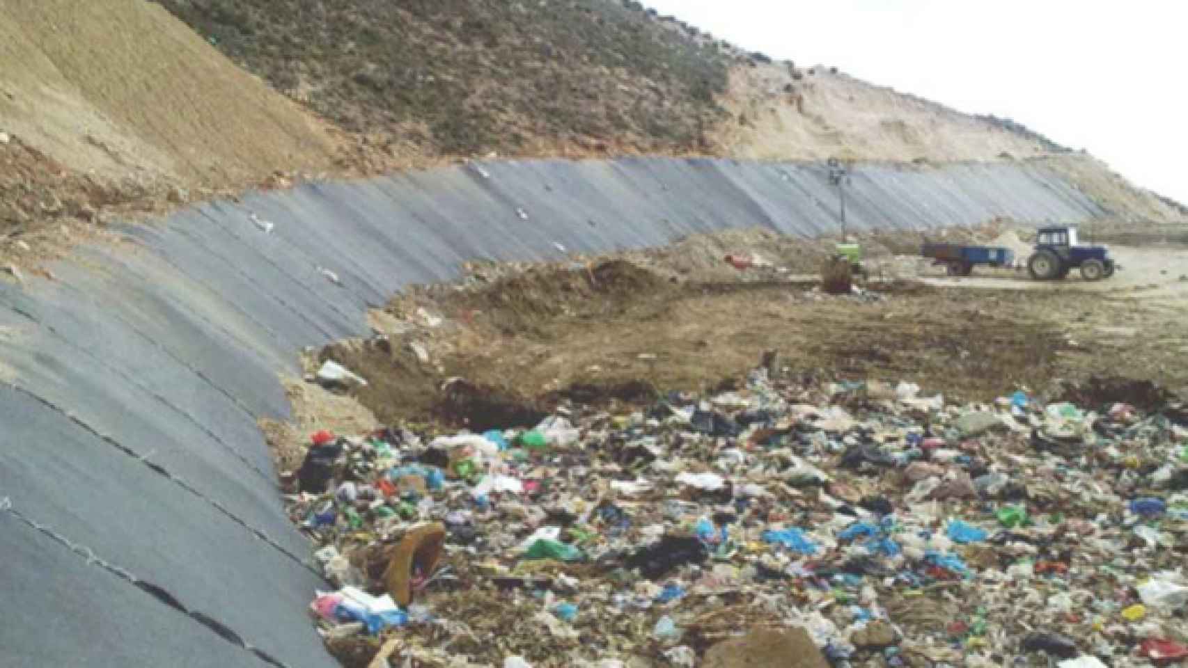 Imagen de archivo de residuos depositados en el vertedero de Torremolinos.