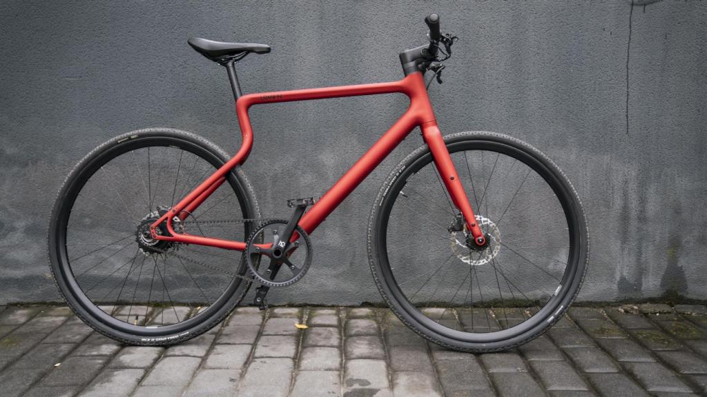 La bicicleta eléctrica tiene piezas que se han impreso en 3D.