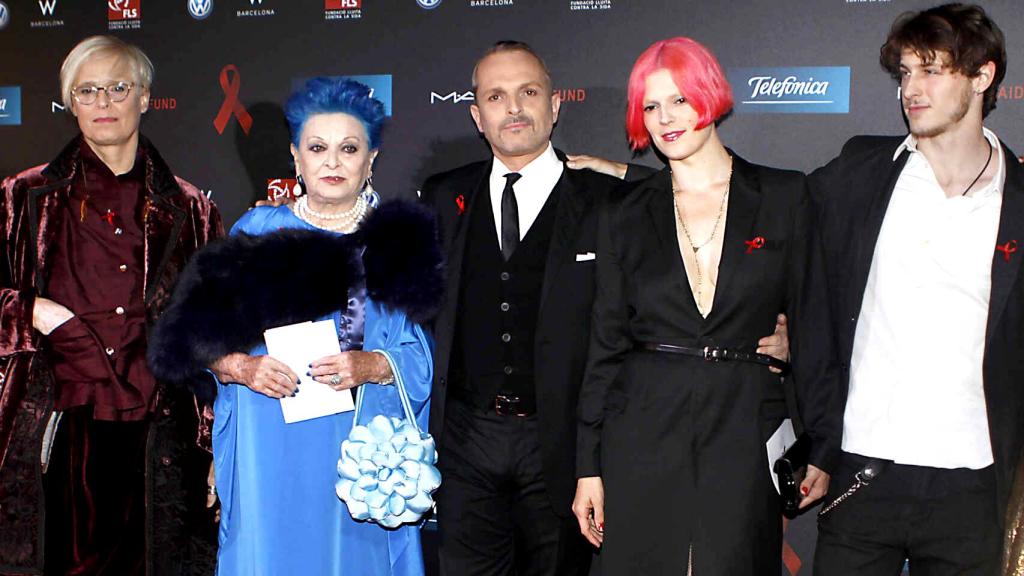 Lucía Dominguín, Lucía Bosé, Miguel Bosé, Bimba y Nicolás Coronado, juntos en el año 2011.