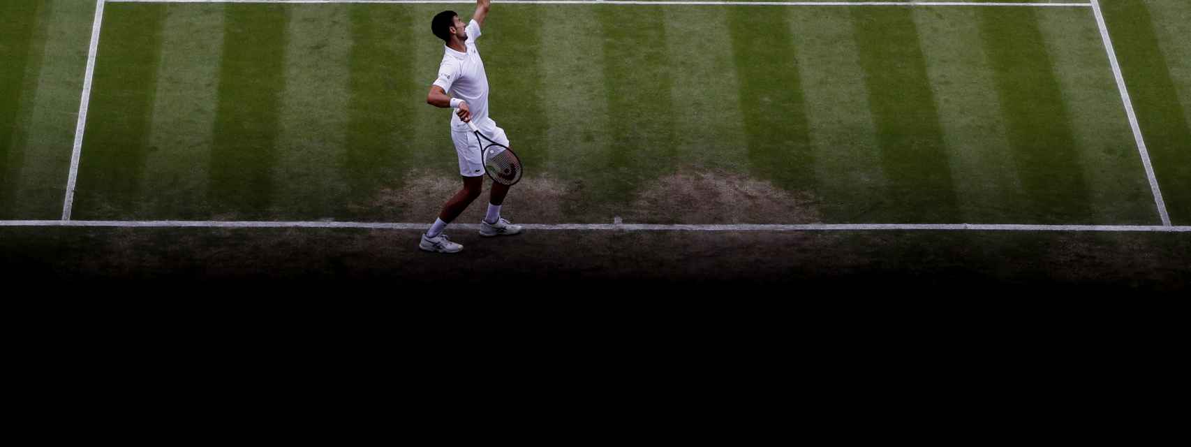 Novak Djokovic, durante un partido en Wimbledon
