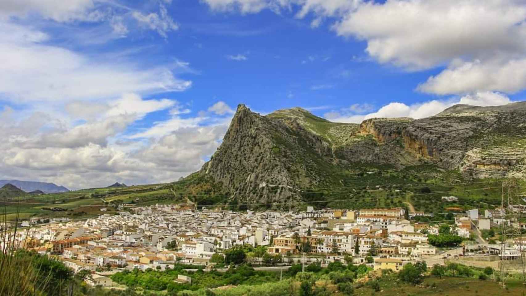 Vista del municipio del Valle de Abdalajís.