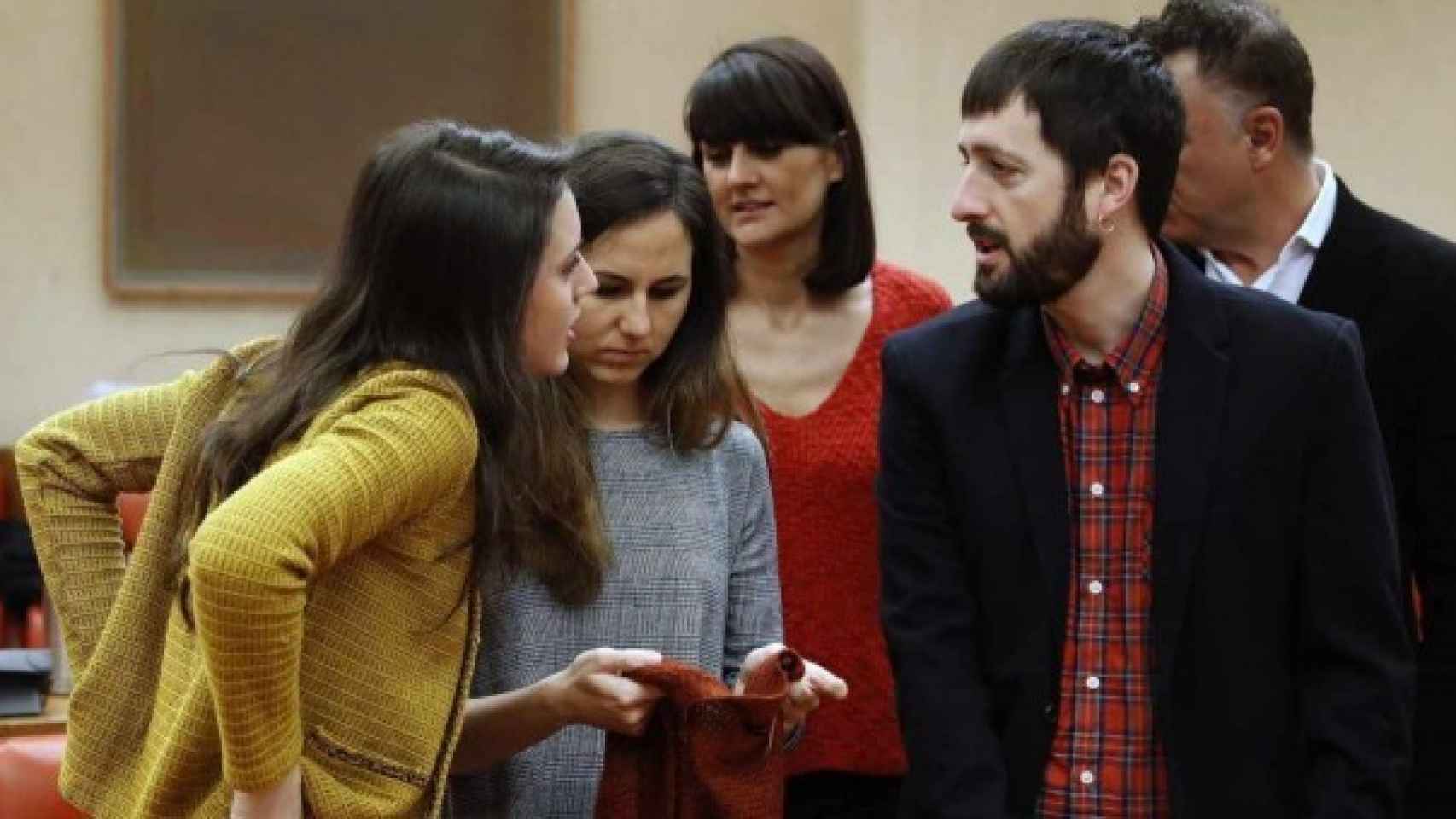 Juanma del Olmo, a la derecha, actual pareja de Isa Serra e integrado el la estructura de Podemos.