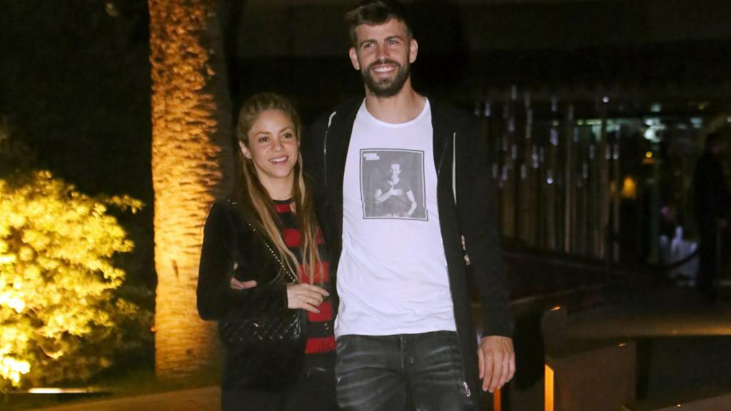 Shakira y Piqué en las calles de Barcelona.