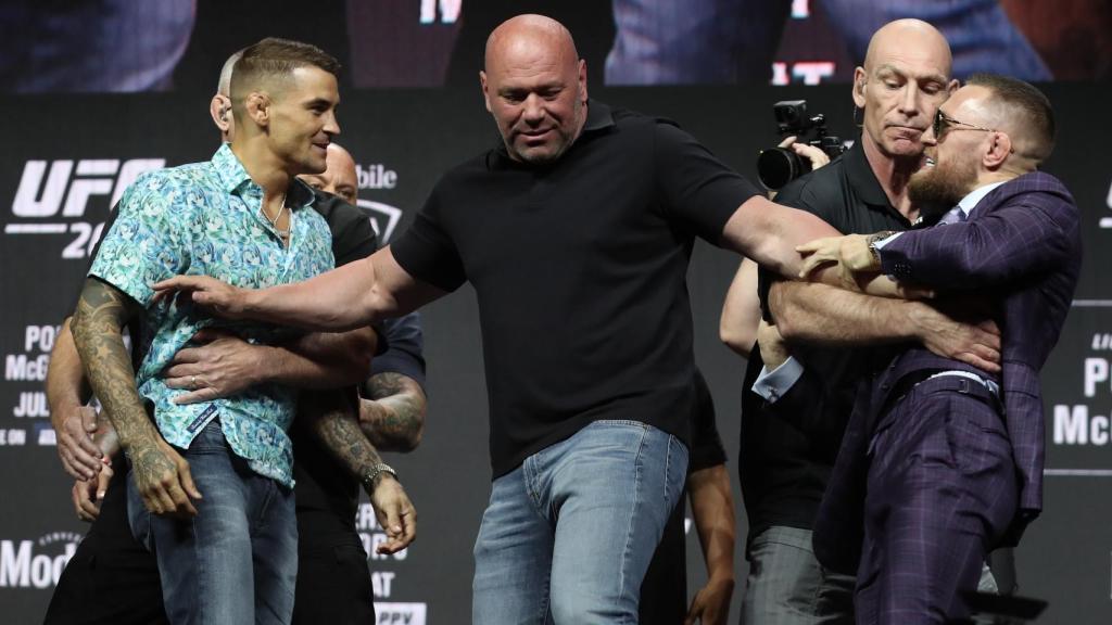 McGregor y Poirier se enfrentan en el careo previo a su pelea