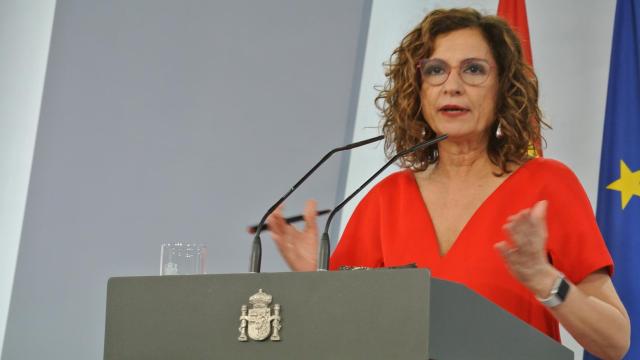 María Jesús Montero, ministra de Hacienda y portavoz, en rueda de prensa tras la cita de Ayuso con Sánchez.