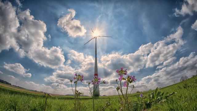 La irrupción de tecnologías disruptivas en la transición energética establece un nuevo paradigma.