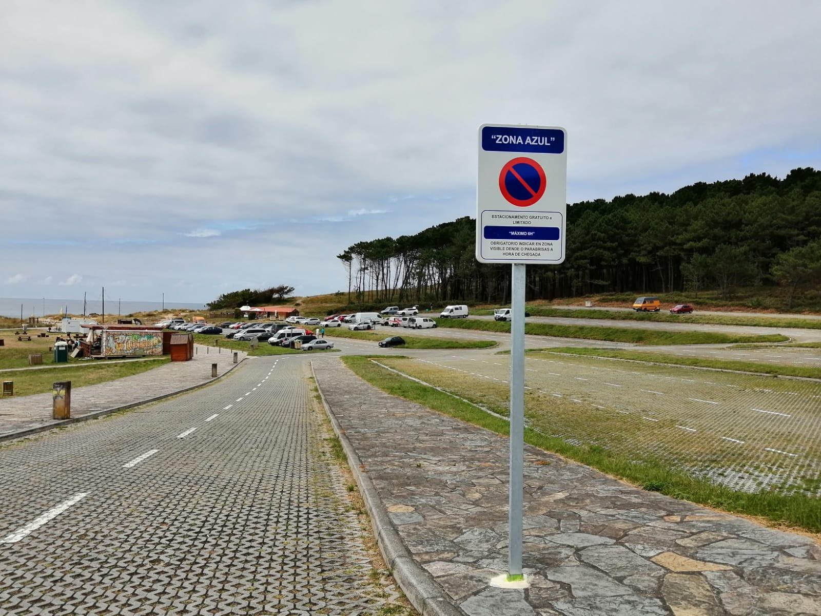 Limitación horaria de estacionamiento en los arenales de Ferrol. Foto: concello de Ferrol.