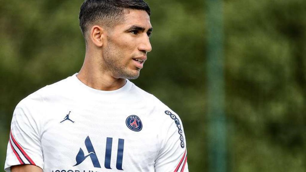 Achraf Hakimi, entrenando con el PSG