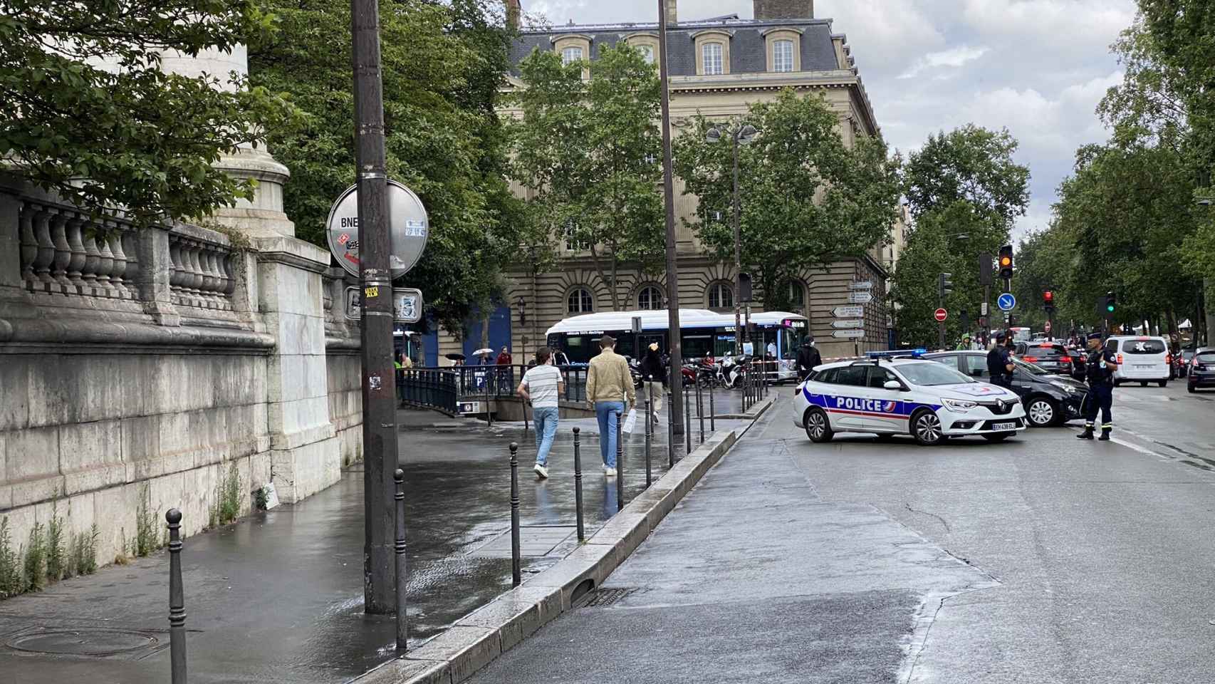 Un turista español, fuera de peligro tras ser atacado con un cúter en París