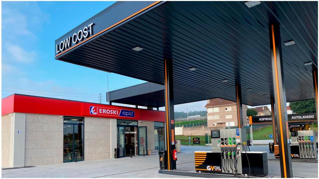 Vegalsa-Eroski abre su primera franquicia Eroski Rapid en una gasolinera de Santiago