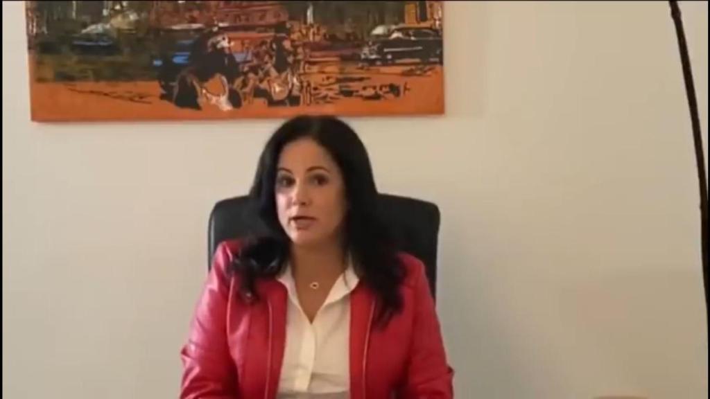 Idalmis Menéndez, en un vídeo de su canal en redes