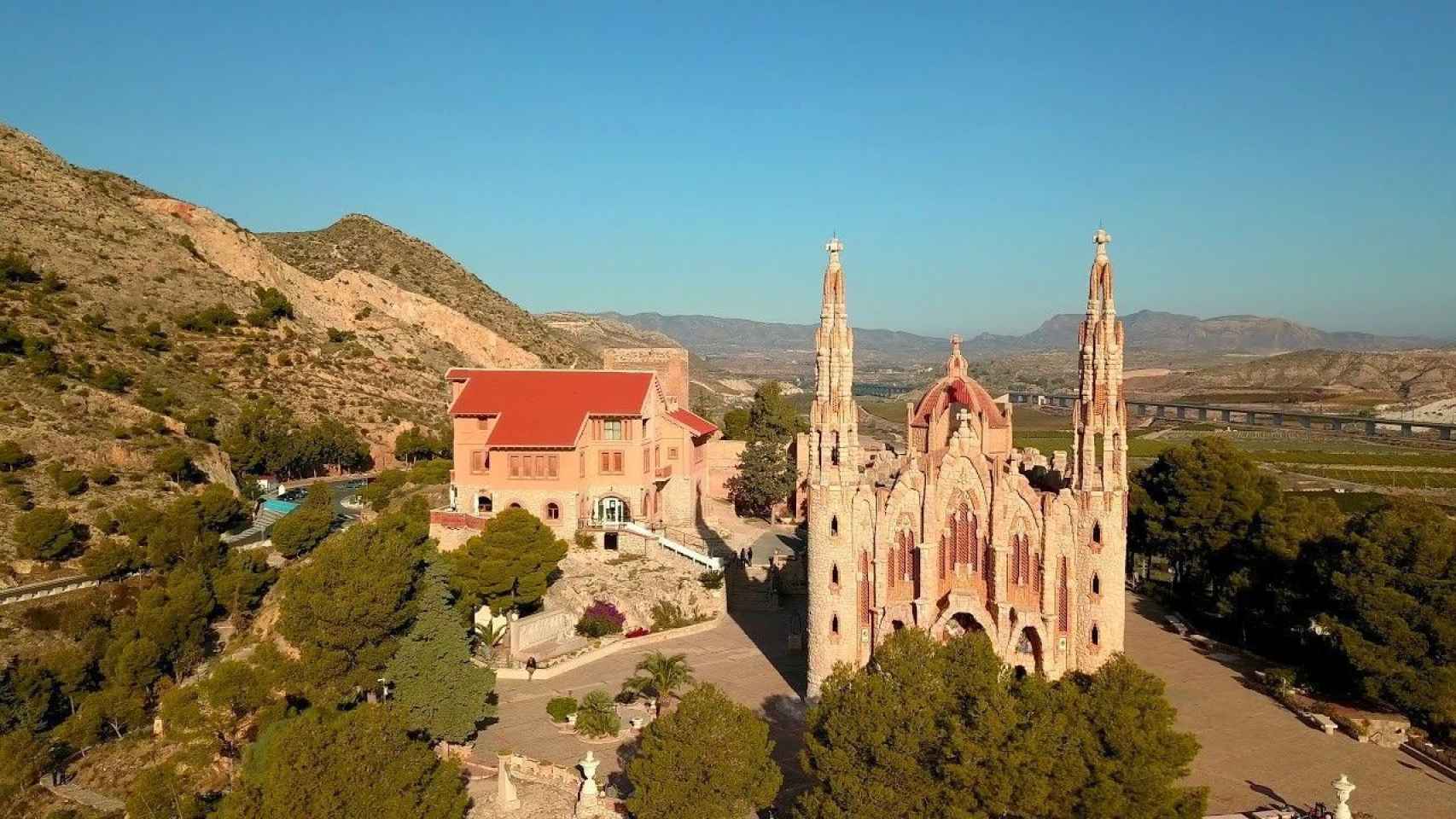 El Santuario de María Magdalena en Novelda se mandó a construir en 1918.