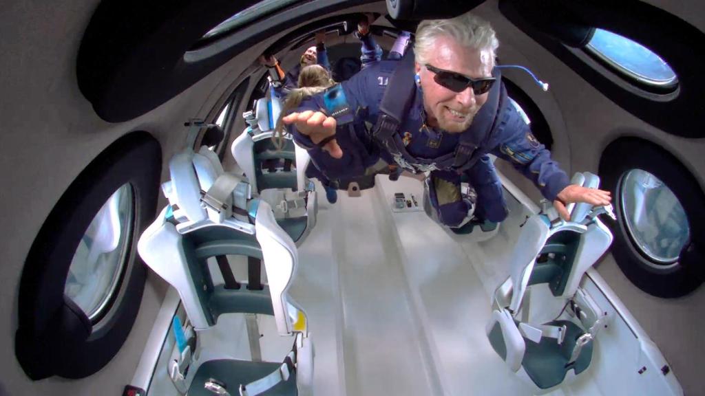 Richard Branson en el espacio