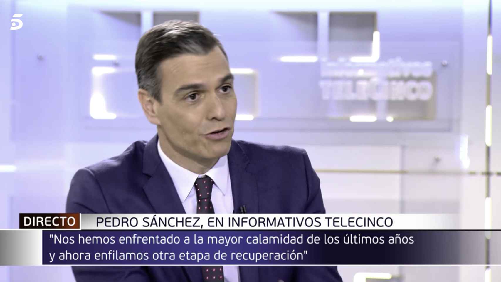 Pedro Sánchez, durante su entrevista en Informativos Telecinco.